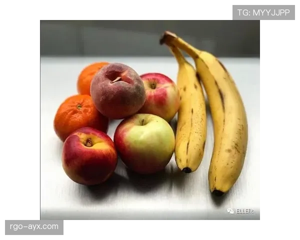 谌利军这训练强度，一天四练还啃鸡胸肉，真不怕把自己练没电了？